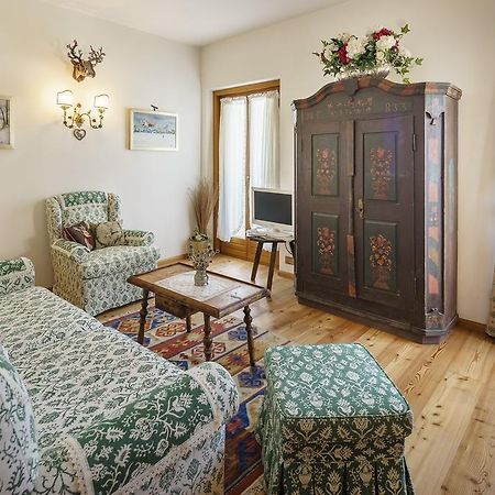 Villa Tullia - Stayincortina Κορτίνα Ντ' Αμπέτσο Εξωτερικό φωτογραφία